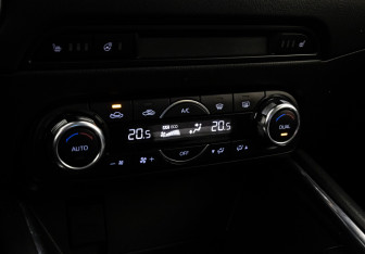 Подержанный автомобиль Mazda CX-5 2018 года (14 фото)