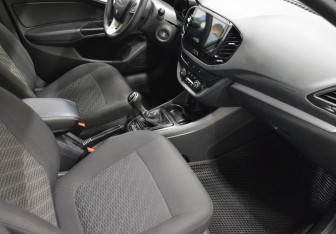 Подержанный автомобиль LADA (ВАЗ) Vesta Sedan 2019 года (12 фото)