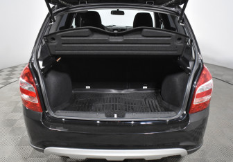 Подержанный автомобиль LADA (ВАЗ) Granta Wagon 2023 года (20 фото)