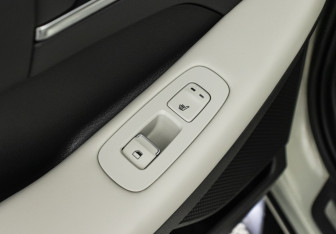 Подержанный автомобиль Hyundai Sonata 2020 года (18 фото)