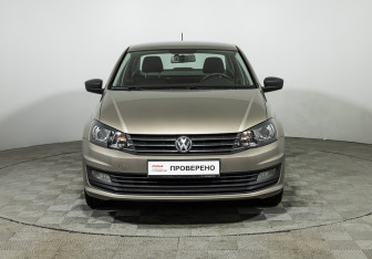 Подержанный автомобиль Volkswagen Polo Sedan 2017 года (2 фото)