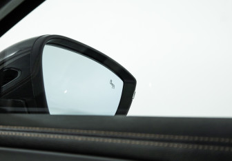 Подержанный автомобиль BMW X3 2018 года (18 фото)