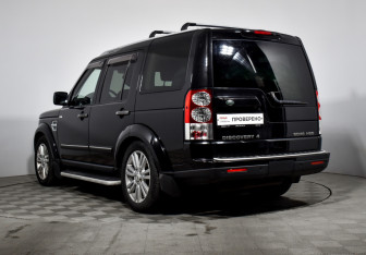 Подержанный автомобиль Land Rover Discovery 2012 года (7 фото)