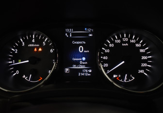 Подержанный автомобиль Nissan Qashqai 2020 года (21 фото)