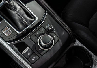 Подержанный автомобиль Mazda CX-5 2017 года (18 фото)