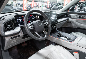Подержанный автомобиль GAC GS8 2024 года (17 фото)