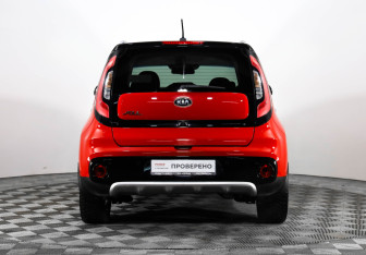 Подержанный автомобиль Kia Soul 2017 года (7 фото)