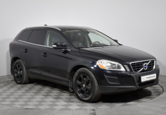Подержанный автомобиль Volvo XC60 2012 года (3 фото)