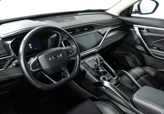 Подержанный автомобиль Geely Atlas Pro 2023 года (11 фото)