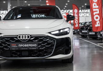 Подержанный автомобиль Audi A5 Liftback 2026 года (4 фото)