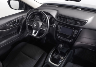 Подержанный автомобиль Nissan X-Trail 2019 года (6 фото)