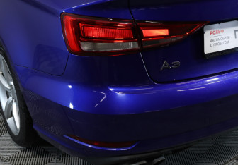 Подержанный автомобиль Audi A3 Sedan 2017 года (10 фото)