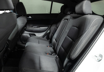 Подержанный автомобиль Kia Sportage 2018 года (10 фото)