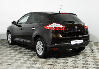 Подержанный автомобиль Renault Megane Hatchback 2014 года (7 фото)