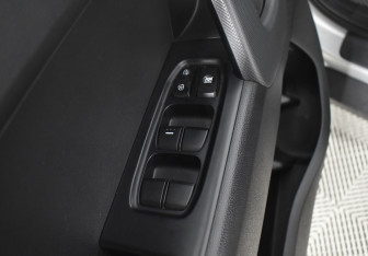 Подержанный автомобиль Hyundai Creta 2017 года (18 фото)