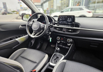 Подержанный автомобиль Kia Picanto 2022 года (13 фото)