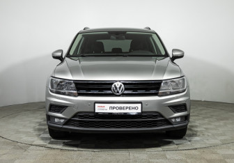 Подержанный автомобиль Volkswagen Tiguan 2018 года (2 фото)