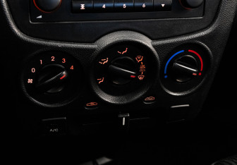 Подержанный автомобиль Kia Picanto 2007 года (11 фото)