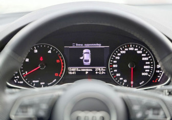 Подержанный автомобиль Audi A5 Liftback 2018 года (16 фото)