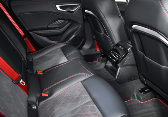 Подержанный автомобиль Audi A5 Liftback 2025 года (14 фото)