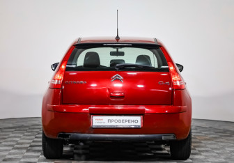 Подержанный автомобиль Citroen C4 Hatchback 2010 года (6 фото)
