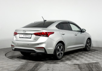 Подержанный автомобиль Hyundai Solaris Sedan 2018 года (5 фото)