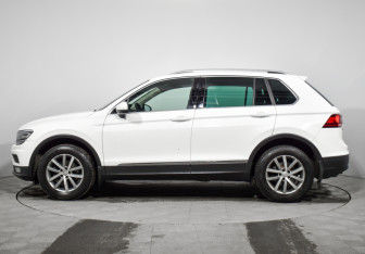 Подержанный автомобиль Volkswagen Tiguan 2017 года (8 фото)