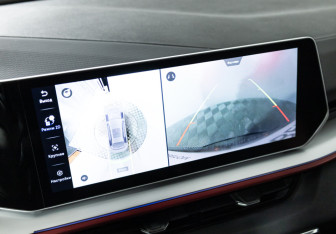 Подержанный автомобиль Geely Coolray 2023 года (17 фото)