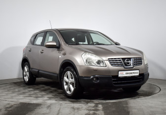Подержанный автомобиль Nissan Qashqai 2008 года (3 фото)