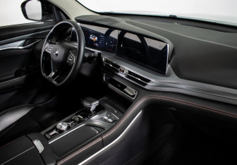 Подержанный автомобиль Changan CS75PLUS 2023 года (11 фото)