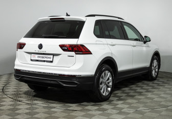 Подержанный автомобиль Volkswagen Tiguan 2022 года (5 фото)