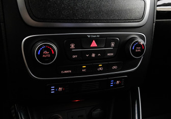 Подержанный автомобиль Kia Sorento 2014 года (15 фото)