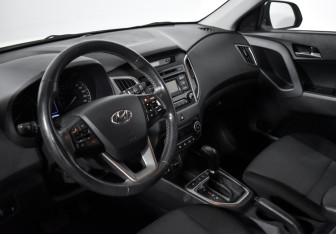 Подержанный автомобиль Hyundai Creta 2018 года (9 фото)