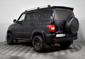 Подержанный автомобиль УАЗ Patriot 2016 года (7 фото)