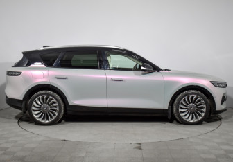 Подержанный автомобиль Voyah Free 2023 года (4 фото)