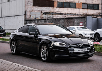 Подержанный автомобиль Audi A5 Liftback 2019 года (5 фото)