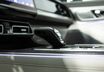 Подержанный автомобиль GAC GS8 2023 года (21 фото)