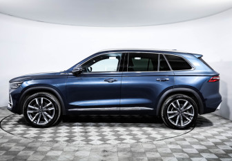 Подержанный автомобиль Geely Monjaro 2023 года (2 фото)