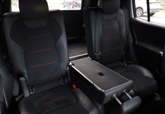 Подержанный автомобиль Mercedes-Benz GLB 2020 года (30 фото)