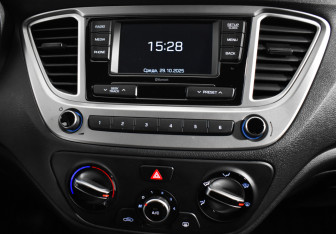 Подержанный автомобиль Hyundai Solaris Sedan 2021 года (14 фото)