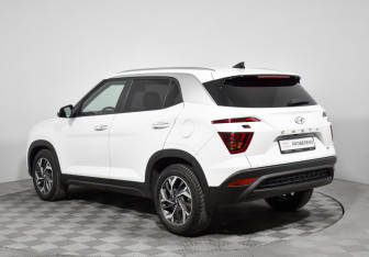 Подержанный автомобиль Hyundai Creta 2021 года (7 фото)