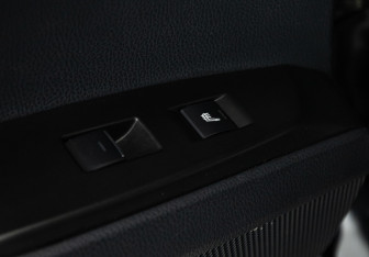 Подержанный автомобиль Toyota Camry Sedan 2021 года (22 фото)