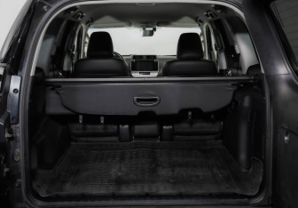Подержанный автомобиль Toyota Land Cruiser Prado 2019 года (35 фото)