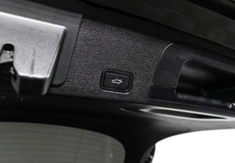 Подержанный автомобиль Geely Tugella 2023 года (28 фото)