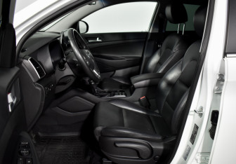 Подержанный автомобиль Hyundai Tucson 2018 года (10 фото)