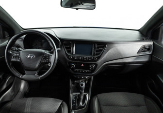 Подержанный автомобиль Hyundai Solaris Sedan 2019 года (13 фото)