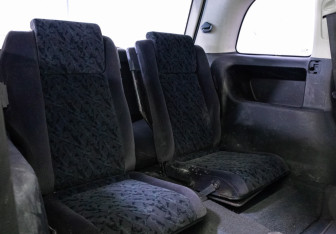 Подержанный автомобиль Opel Zafira Compactvan 2001 года (15 фото)