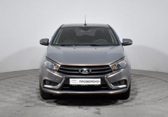 Подержанный автомобиль LADA (ВАЗ) Vesta Sedan 2016 года (2 фото)
