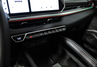 Подержанный автомобиль Geely Coolray 2024 года (24 фото)