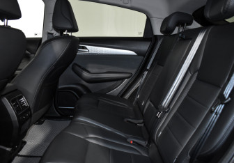 Подержанный автомобиль Haval F7x 2022 года (12 фото)